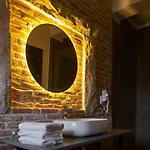 Barba Boutique Hotel *