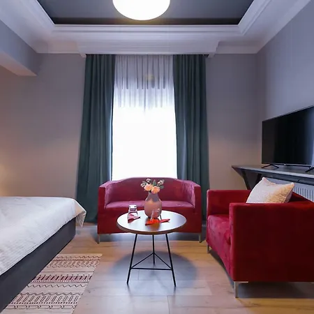 Barba Boutique Отель Корча